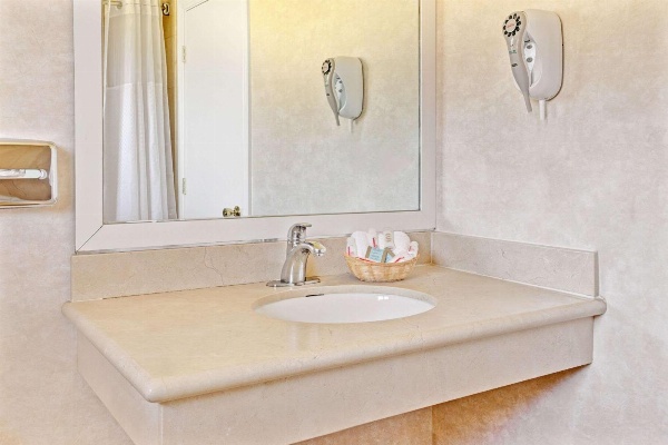 Travelodge by Wyndham Mill Valley/Sausalito Main image